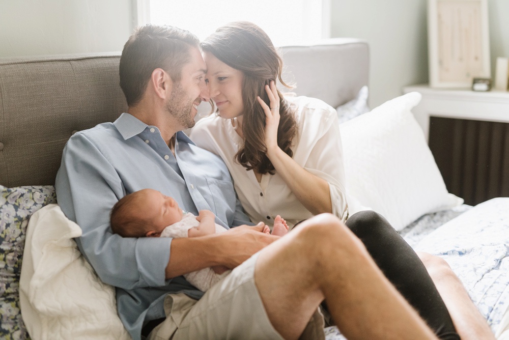 boston-wedding-photographer-family-photographer-motherhood-newborn-session-photos_0007
