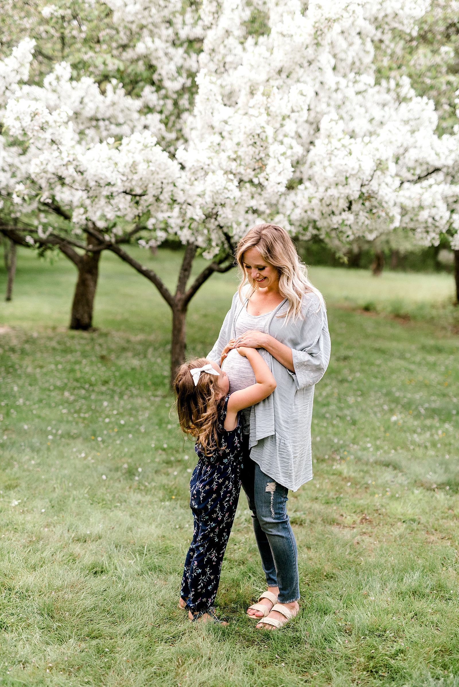 Spring Family Session at Long Hill Reservation in Beverly by Boston Wedding & Portrait Photographer Annmarie Swift