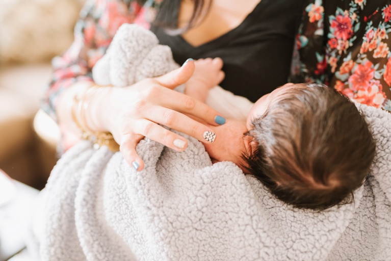 Intimate Newborn Session by Boston Photographer Annmarie