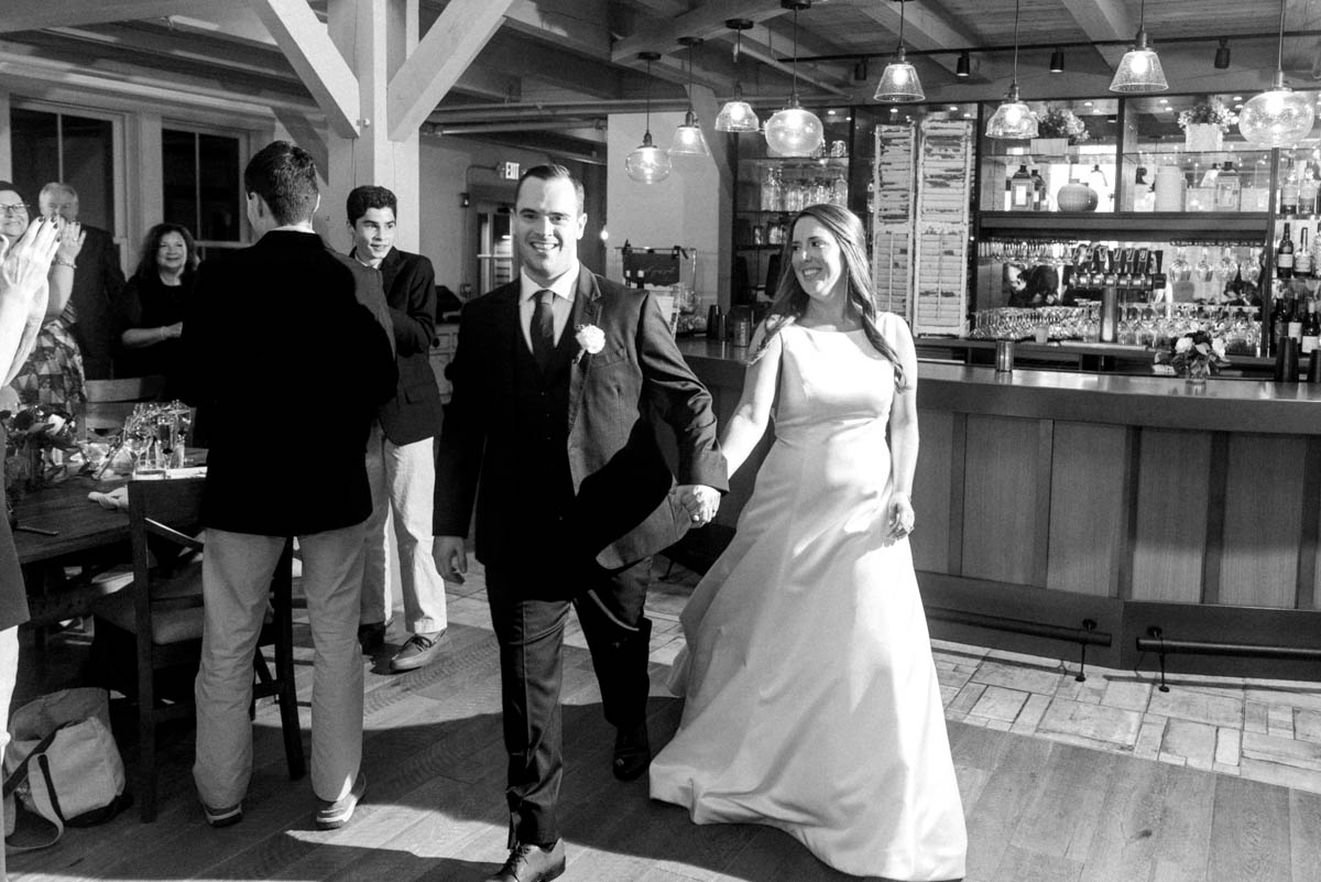 Briar Barn Inn Wedding in Rowley, Massachusetts shot by Boston Wedding Photographer Annmarie Swift